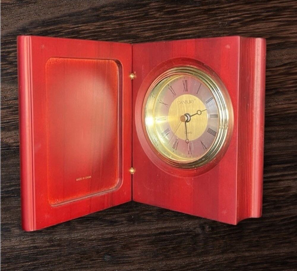 Danbury Clock Company Quartz German Mov’t Book Clock Not Engraved Red Wood 5.5"